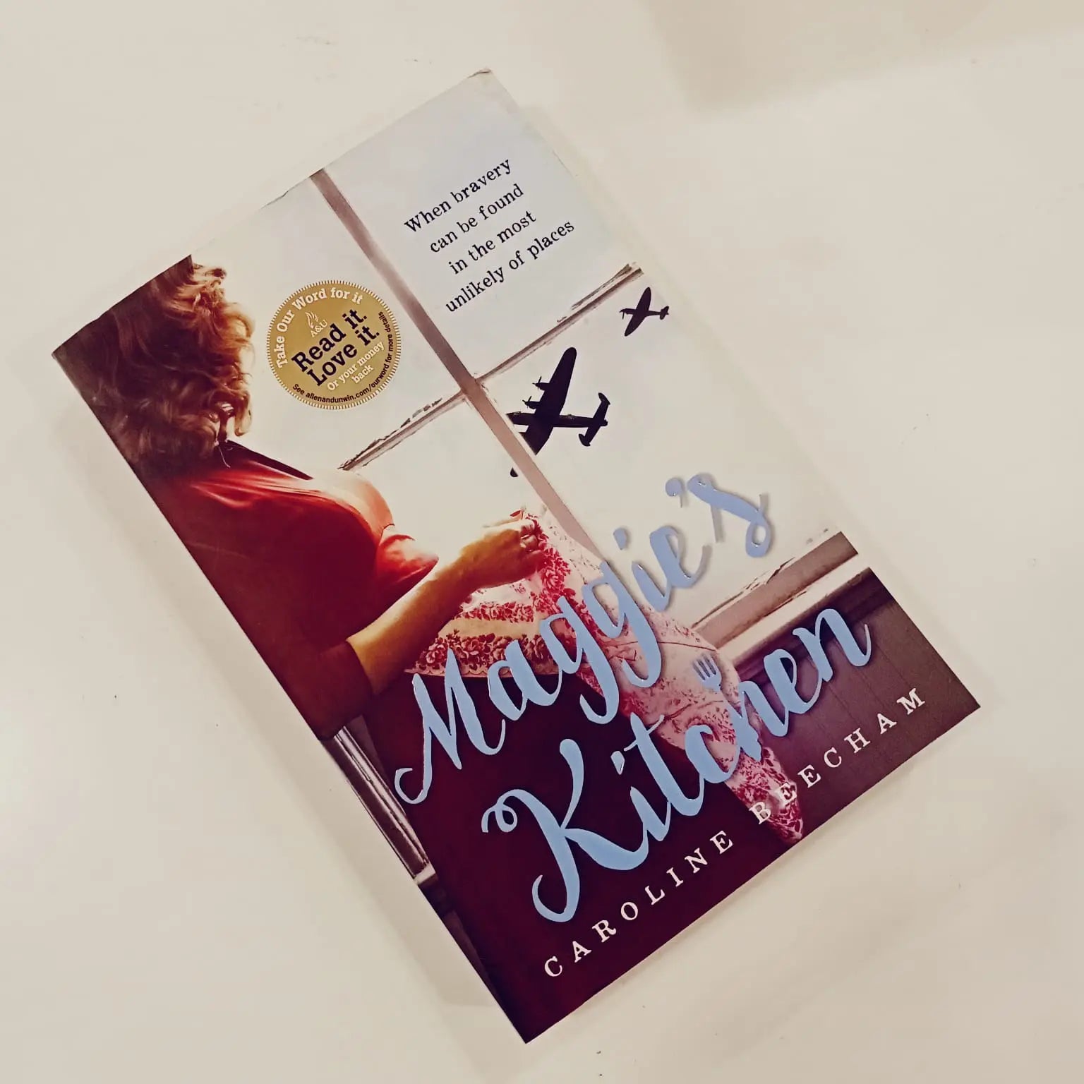 Maggie's Kitchen English Book House