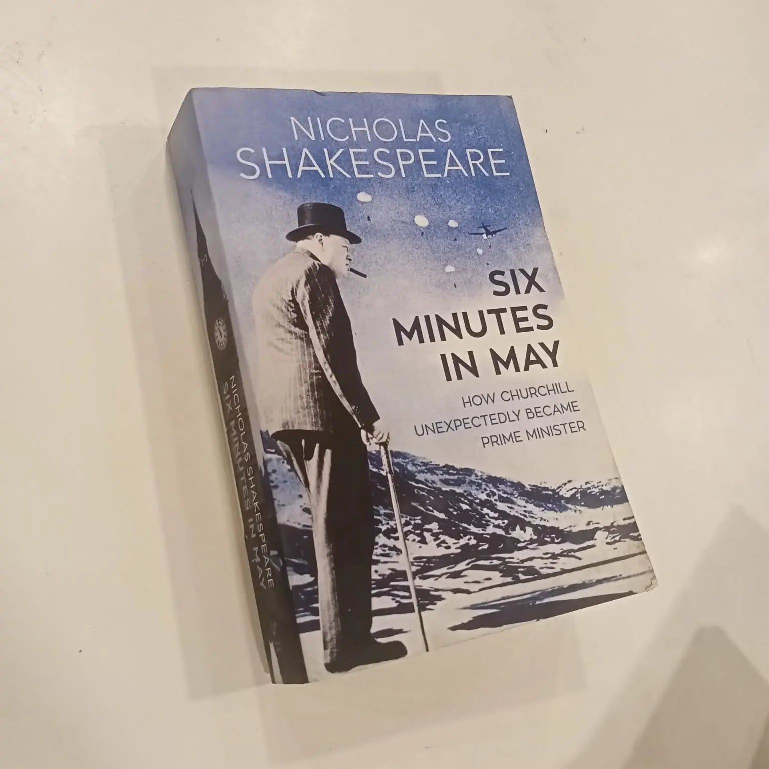 Six Minutes in May English Book House